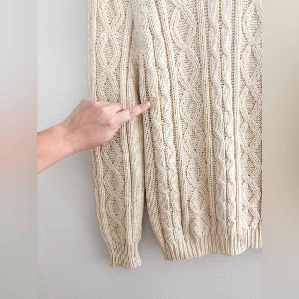 Vintage Cable Knit Turtleneck Sweater - Picture 3 of 4